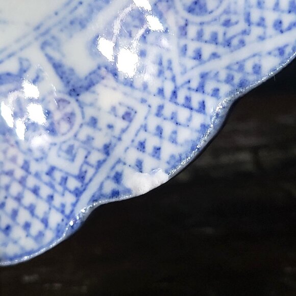 Antique Blue and White Chinese Porcelain Bowl With Mountain and Pagoda Design - Picture 7 of 7